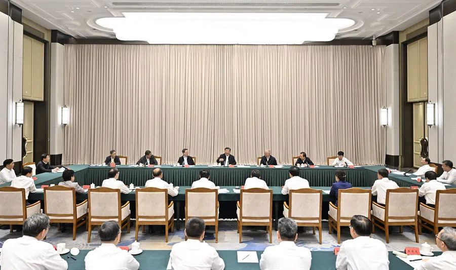 【前沿】儲能|習(xí)近平：加快發(fā)展風(fēng)電、光電等清潔能源，建設(shè)風(fēng)光火核儲一體化能源基地